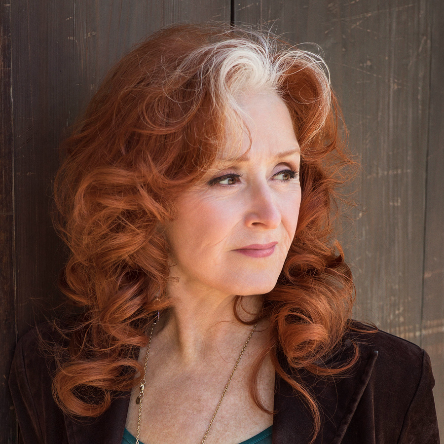 Bonnie Raitt - photo by Ken Friedman