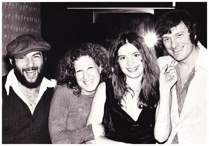 Norman Zamcheck, Midler, Suzy Williams, Tramps proprietor Terry Dunne 1976 Norman Zamcheck, Midler, Suzy Williams, Tramps proprietor Terry Dunne 1976