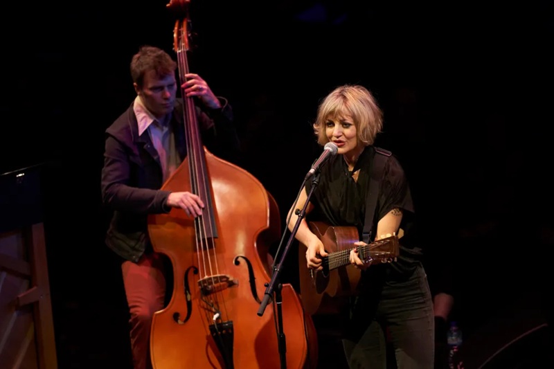 Anaïs Mitchell – photo by Andy Willsher Anaïs Mitchell - photo by Andy Willsher