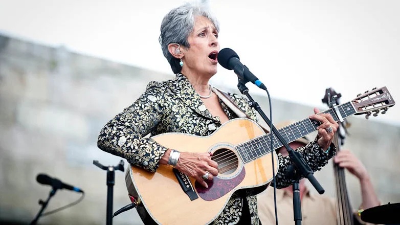 Joan Baez at Newport Folk Festival 2009 – photo by Wiqan Ang Joan Baez at Newport Folk Festival 2009 - photo by Wiqan Ang