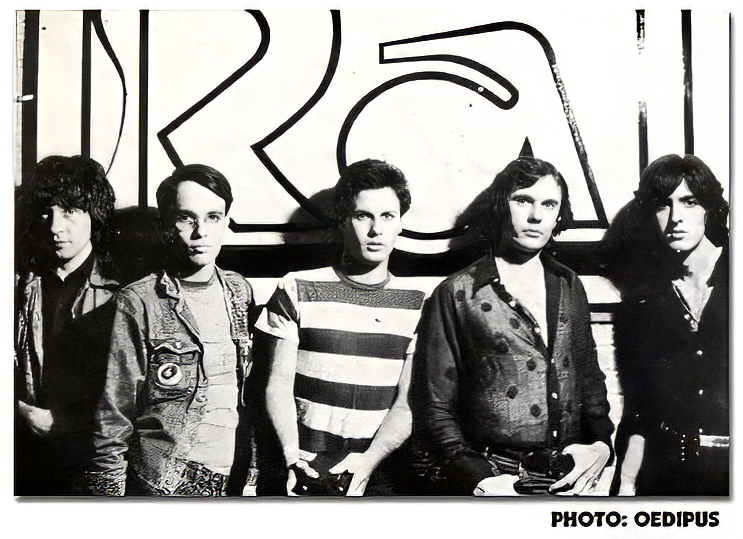 Third Rail – photo by Oedipus Third Rail - photo by Oedipus