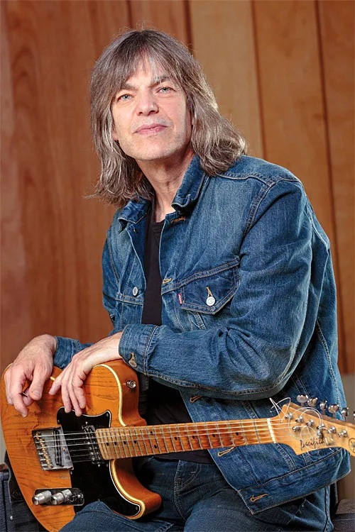 Mike Stern – photo by Max Crace