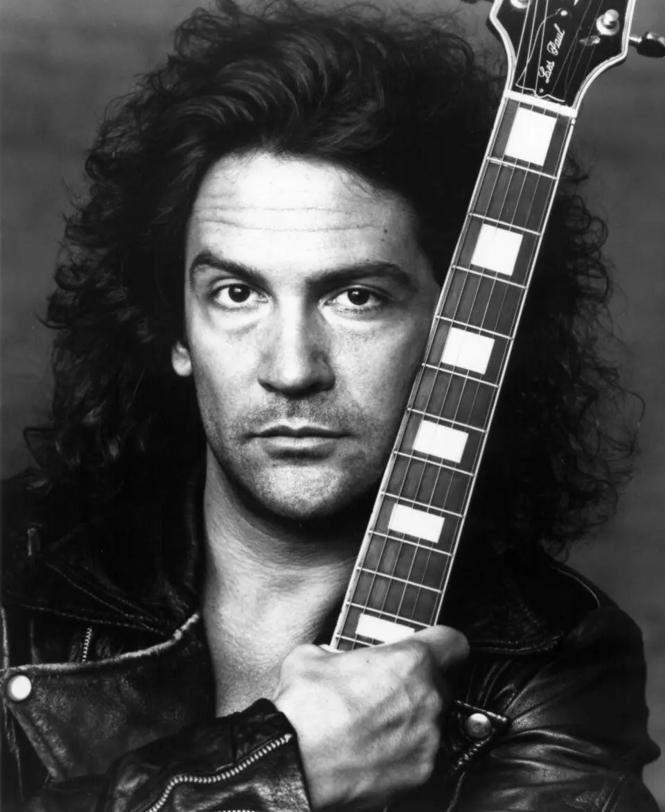 who did billy squier tour with in the 80s